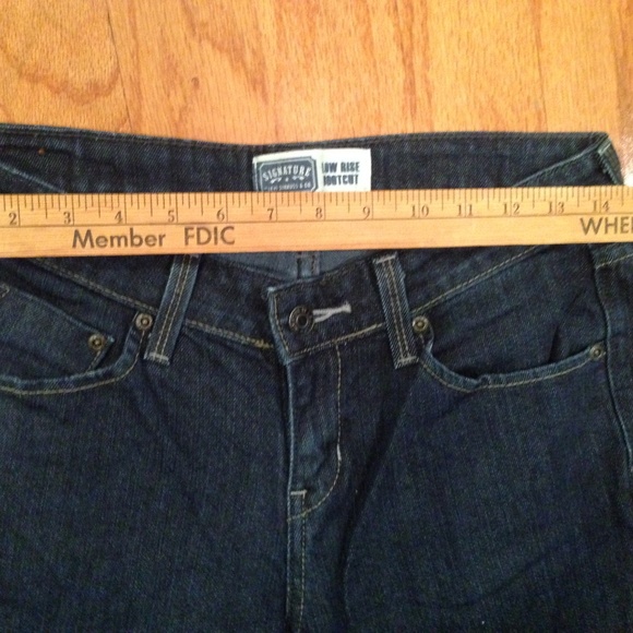 Levis Signature Size 4 Women bootcut 28 x 27 blue jeans stretch 5 pocket Western - Picture 3 of 8